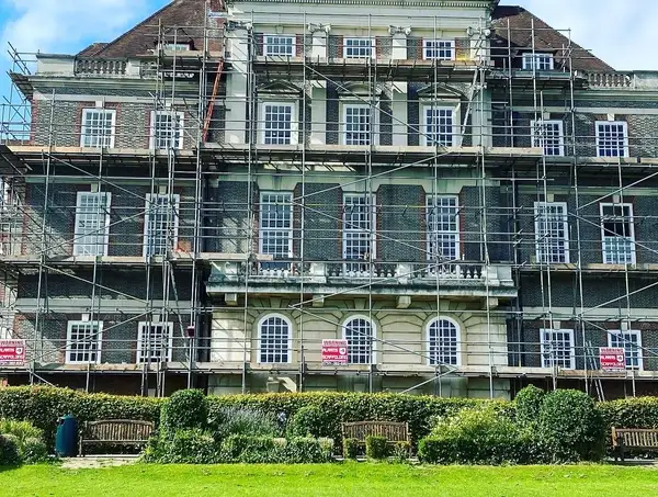 Brick Re-pointing